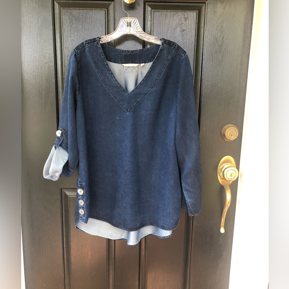 Worn twice:   Soft Surroundings denim look tunic. 100% Tencel.  Size:  L